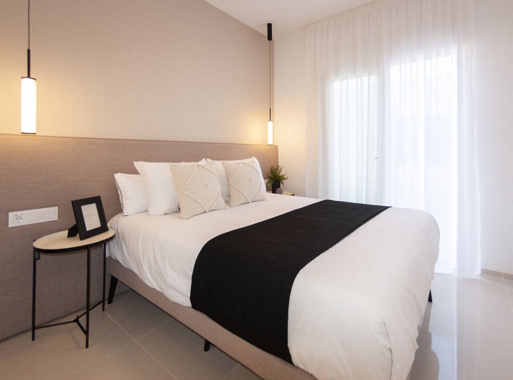 2 quarto Bungalow para venda em Ciudad Quesada com piscina garagem - 305 000 € (Ref: 9141160)