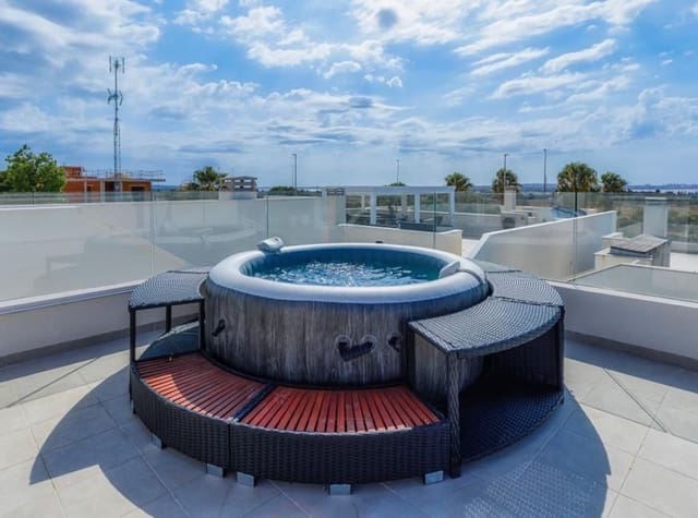 3 soveværelse Byhus til leje i Los Montesinos med swimmingpool - € 2.000 (Ref: 9146615)