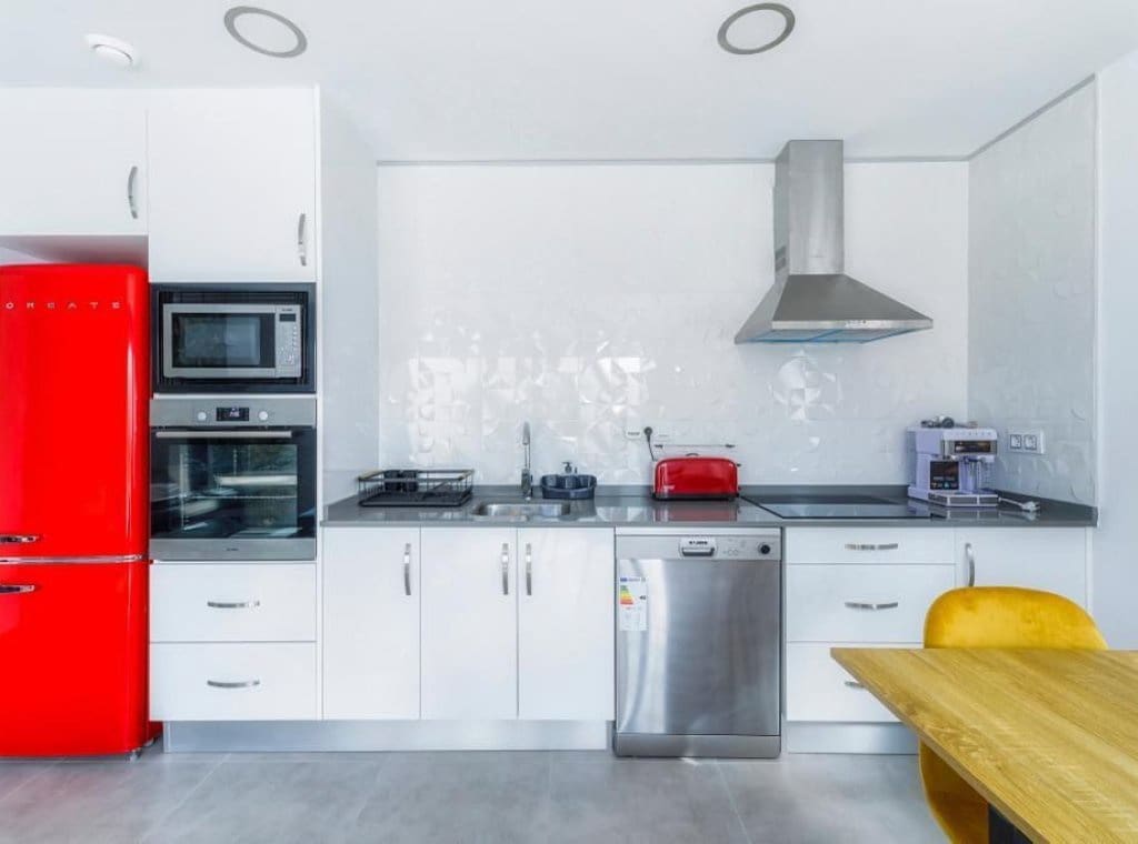 3 soveværelse Byhus til leje i Los Montesinos med swimmingpool - € 2.000 (Ref: 9146615)