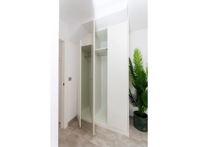 3 soveværelse Byhus til salg i El Chaparral - La Siesta - La Torreta, Torrevieja med swimmingpool - € 385.000 (Ref: 9146616)