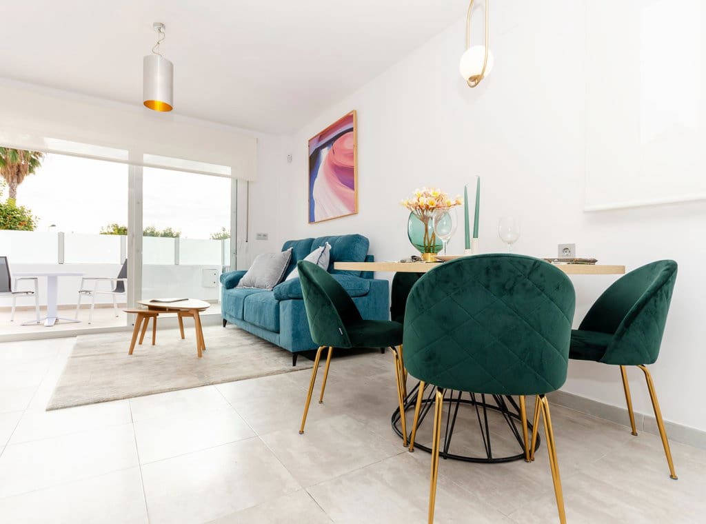 3 soveværelse Byhus til salg i Torrevieja med swimmingpool - € 385.000 (Ref: 9146616)