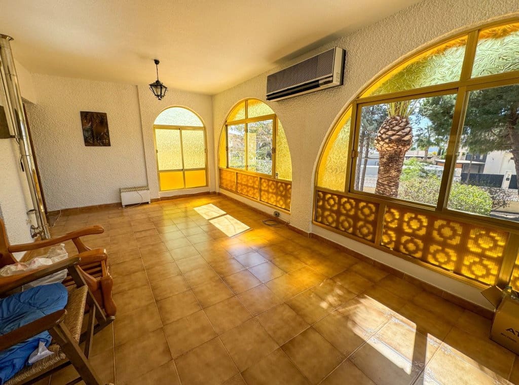 3 bedroom Villa for rent in Ciudad Quesada with pool garage - € 2,000 (Ref: 9148747)