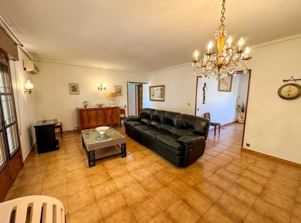 3 bedroom Villa for rent in Ciudad Quesada with pool garage - € 2,000 (Ref: 9148747)