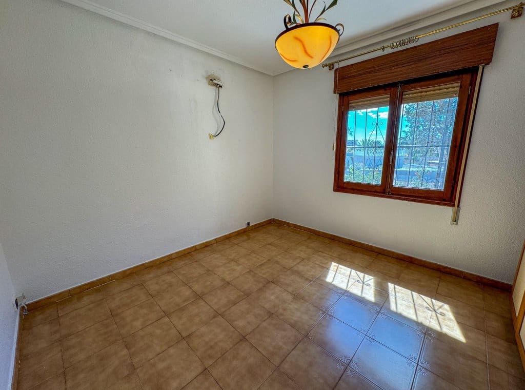 3 bedroom Villa for rent in Ciudad Quesada with pool garage - € 2,000 (Ref: 9148747)