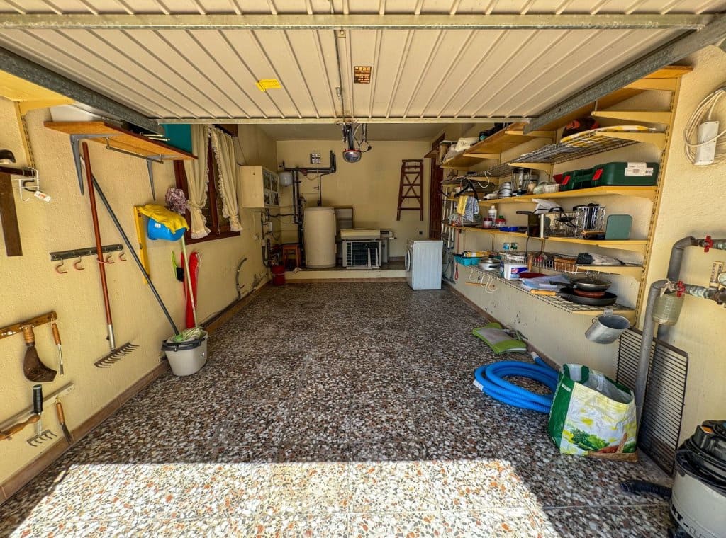 3 bedroom Villa for rent in Ciudad Quesada with pool garage - € 2,000 (Ref: 9148747)