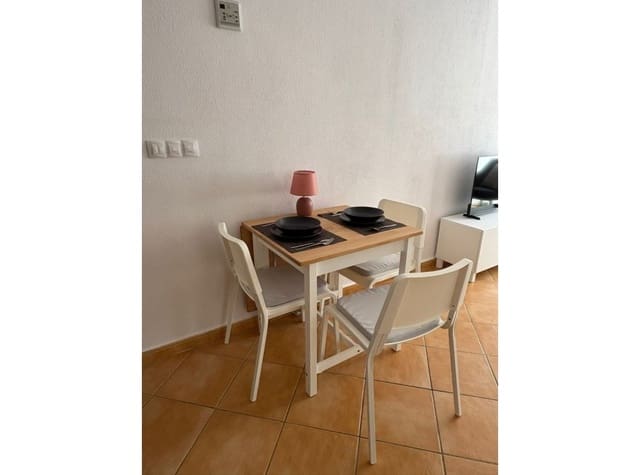 2 makuuhuone Asunto vuokrattavana paikassa Los Palacios, Formentera del Segura mukana uima-altaan - 770 € (Ref: 9148752)