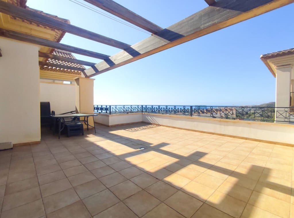 3 sypialnia Penthouse do wynajęcia w Guardamar del Segura z basenem garażem - 2 000 € (Ref: 9151587)