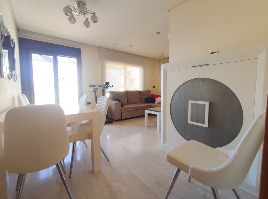 3 sypialnia Penthouse do wynajęcia w Guardamar del Segura z basenem garażem - 2 000 € (Ref: 9151587)