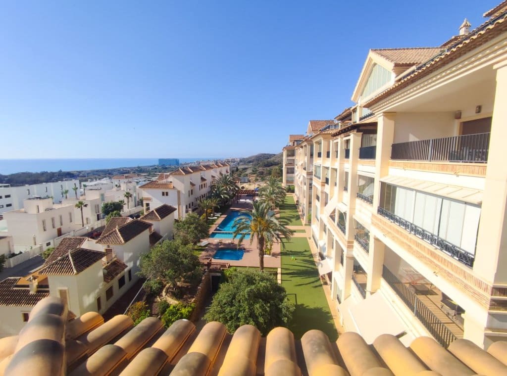 3 sypialnia Penthouse do wynajęcia w Guardamar del Segura z basenem garażem - 2 000 € (Ref: 9151587)