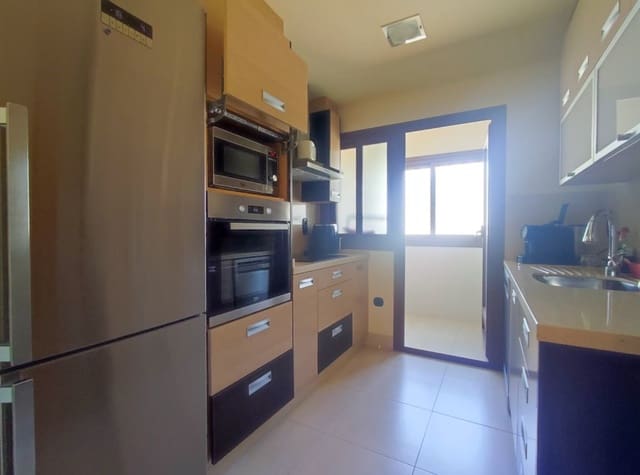 3 makuuhuone Kattohuoneisto vuokrattavana paikassa Los Secanos, Guardamar del Segura mukana uima-altaan 
autotalli - 2 000 € (Ref: 9151587)