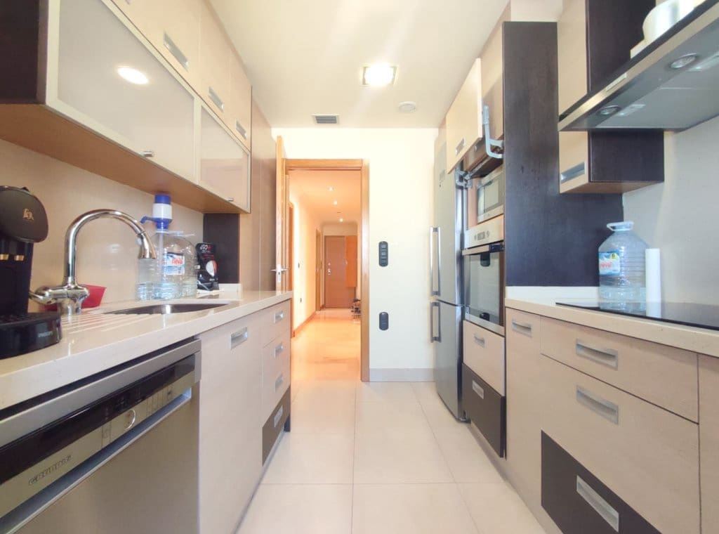 3 sypialnia Penthouse do wynajęcia w Guardamar del Segura z basenem garażem - 2 000 € (Ref: 9151587)