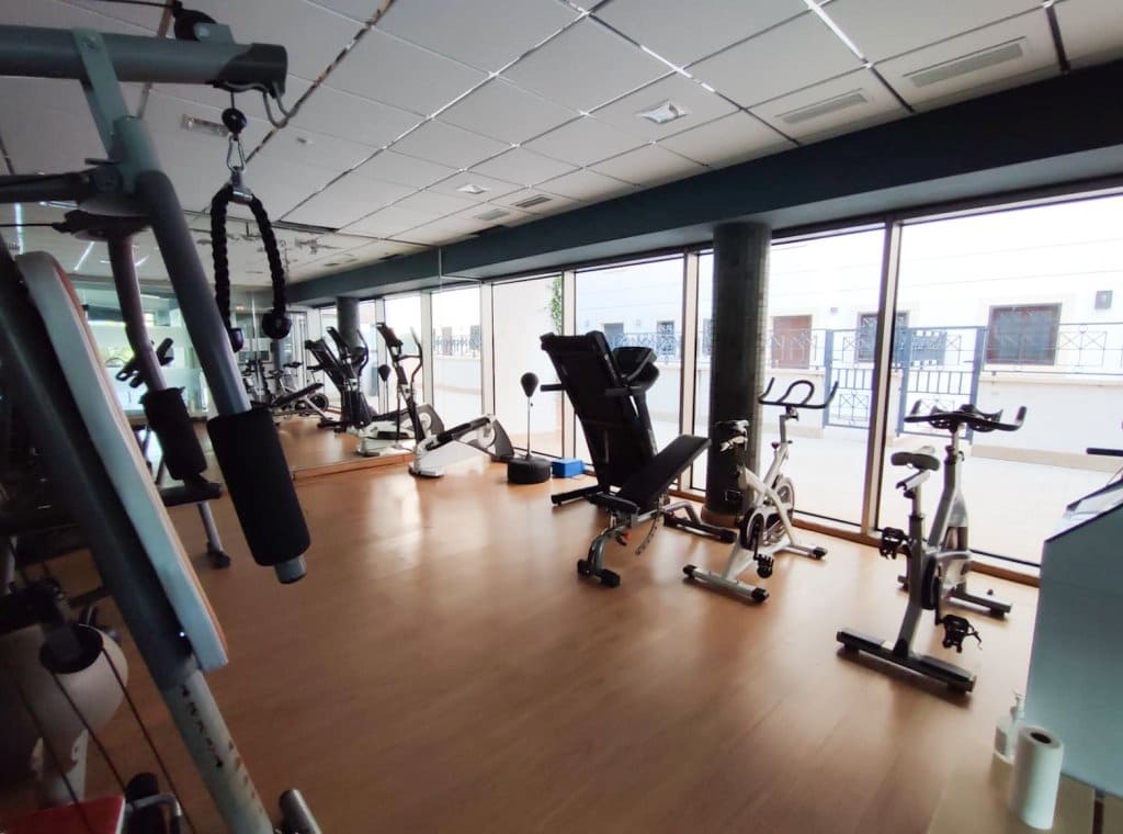 3 sypialnia Penthouse do wynajęcia w Guardamar del Segura z basenem garażem - 2 000 € (Ref: 9151587)