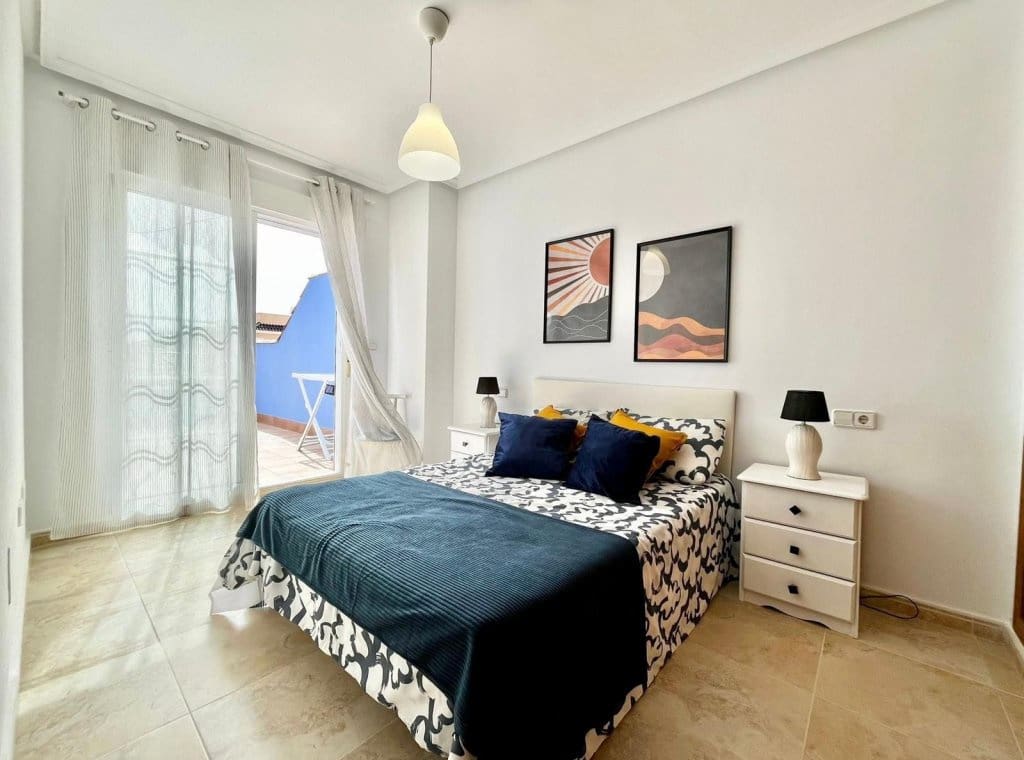 3 makuuhuone Huoneisto vuokrattavana paikassa Cabo Roig mukana uima-altaan - 1 300 € (Ref: 9151589)