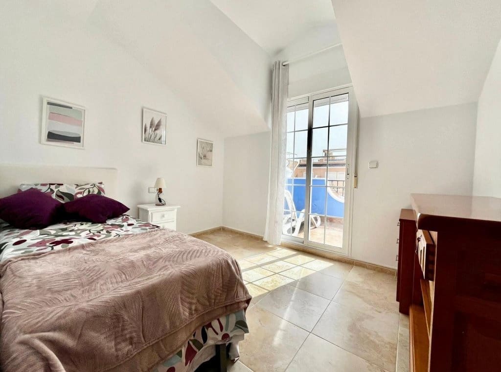 3 makuuhuone Huoneisto vuokrattavana paikassa Cabo Roig mukana uima-altaan - 1 300 € (Ref: 9151589)