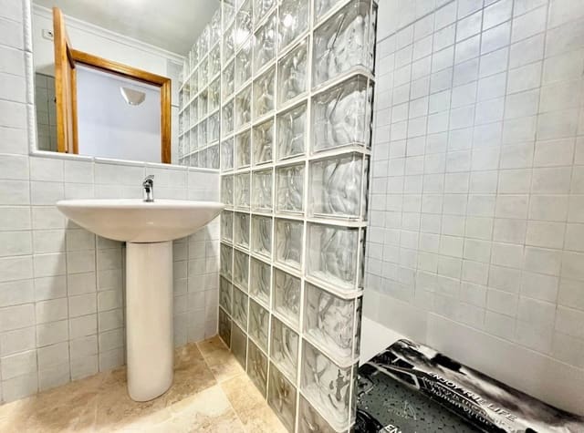 3 makuuhuone Huoneisto vuokrattavana paikassa Cabo Roig, Orihuela mukana uima-altaan - 1 300 € (Ref: 9151589)