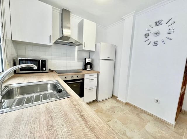 3 makuuhuone Huoneisto vuokrattavana paikassa Cabo Roig, Orihuela mukana uima-altaan - 1 300 € (Ref: 9151589)