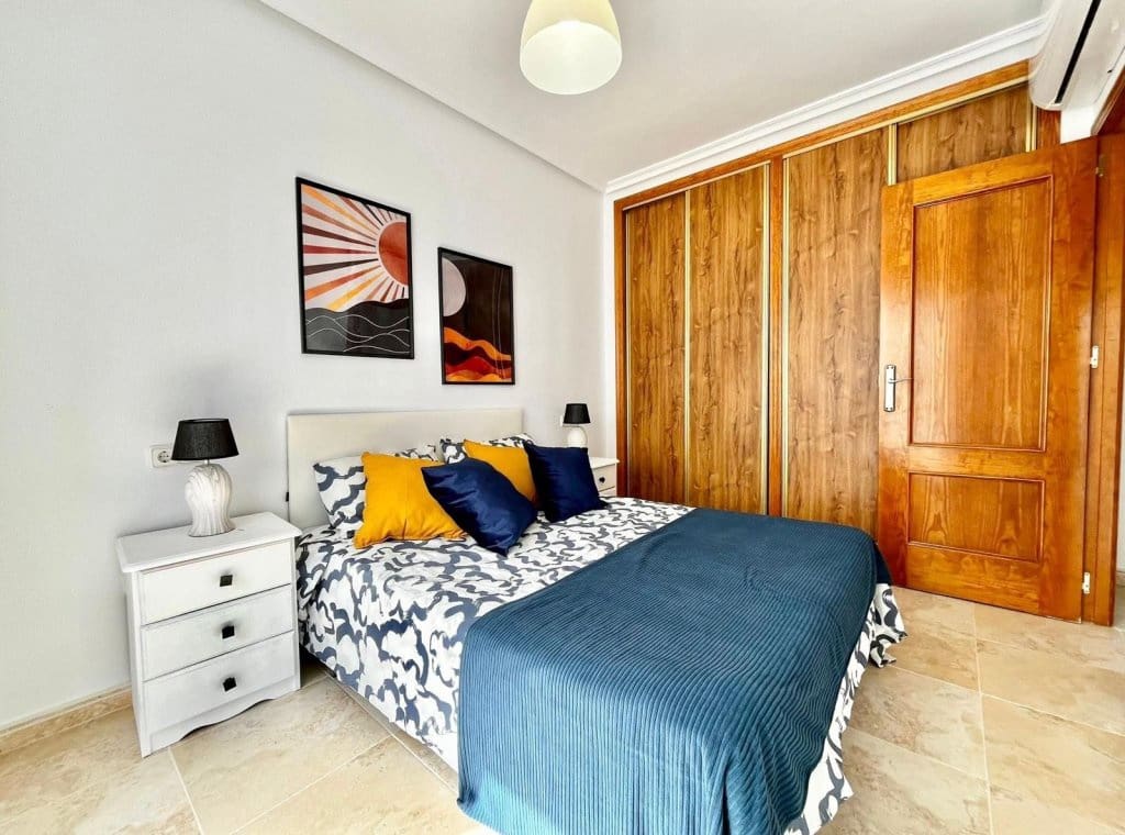3 makuuhuone Huoneisto vuokrattavana paikassa Cabo Roig mukana uima-altaan - 1 300 € (Ref: 9151589)