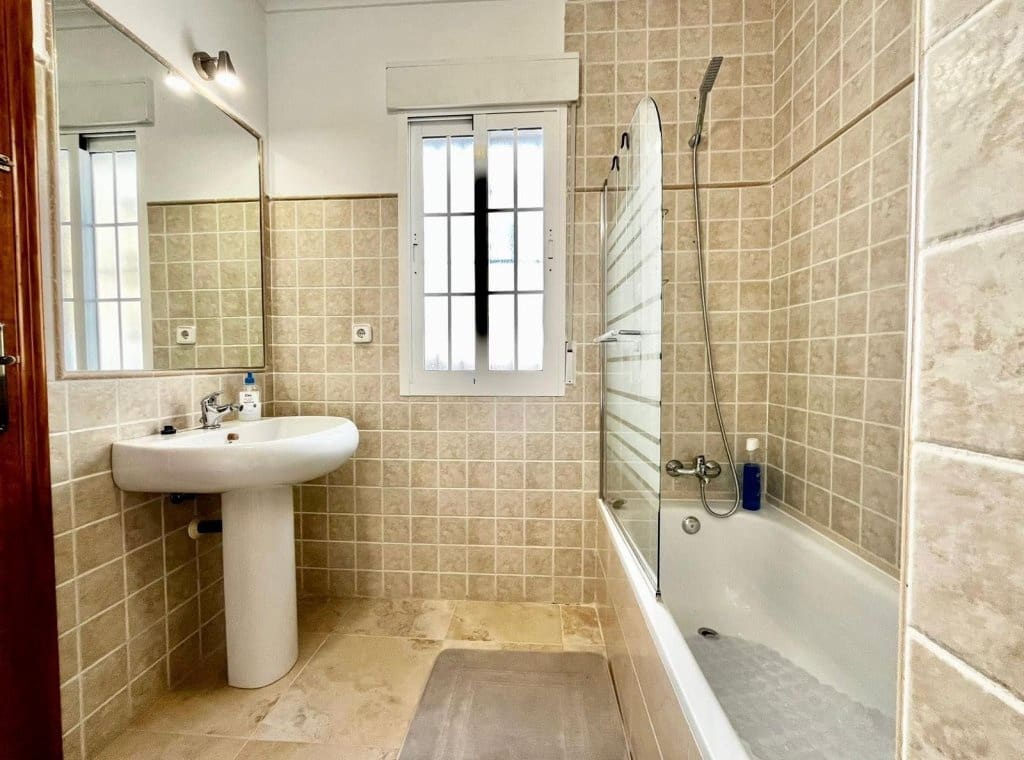 3 makuuhuone Huoneisto vuokrattavana paikassa Cabo Roig mukana uima-altaan - 1 300 € (Ref: 9151589)