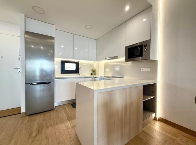 2 sovrum Lägenhet att hyra i Los Balcones - Los Altos, Torrevieja med pool - 1 700 € (Ref: 9153527)