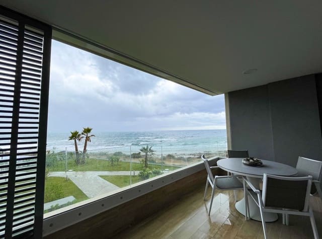 Piso de 2 habitaciones en Punta Prima, Orihuela en alquiler con piscina garaje - 2.200 € (Ref: 9159128)