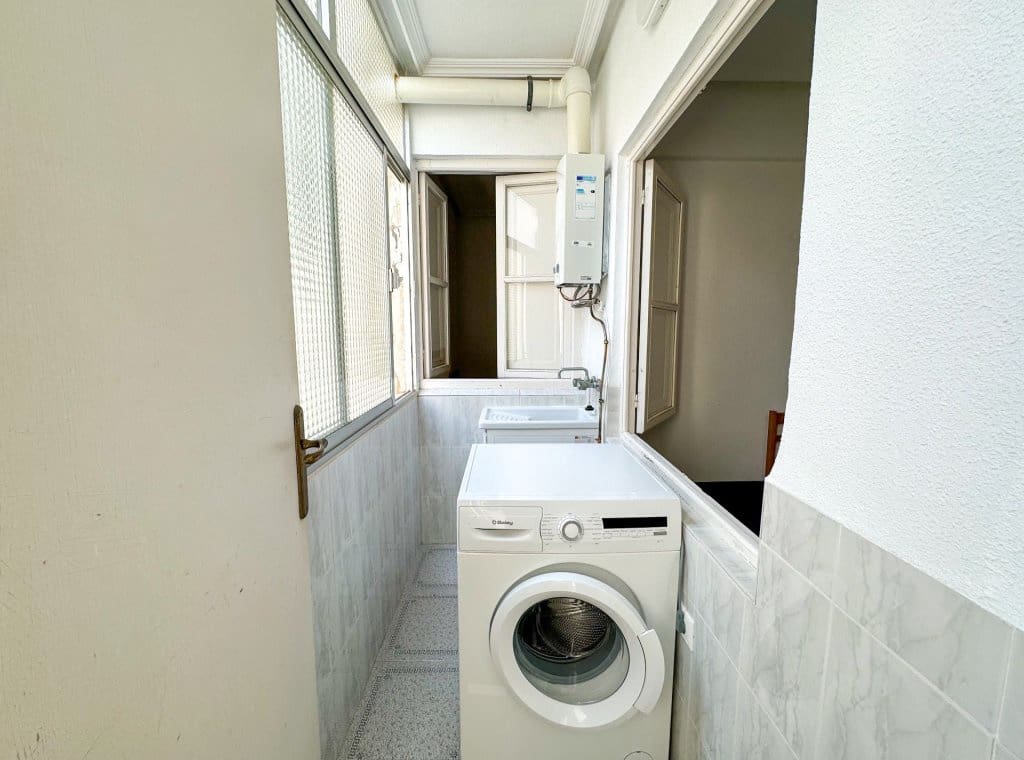 3 soveværelse Lejlighed til leje i Torrevieja - € 550 (Ref: 9163308)