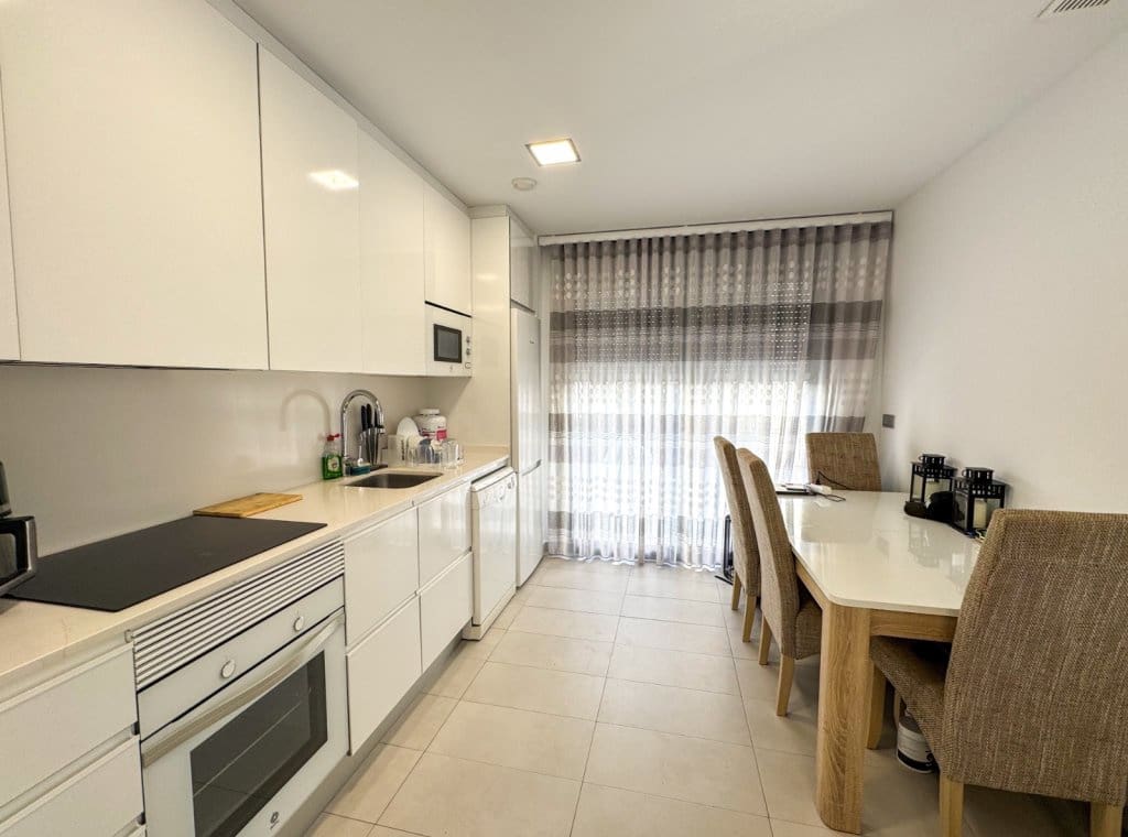 3 bedroom Villa for rent in Villamartin with pool - € 1,800 (Ref: 9170942)