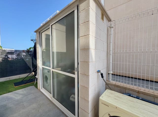 3 bedroom Villa for rent in Villamartin, Orihuela with pool - € 1,800 (Ref: 9170942)