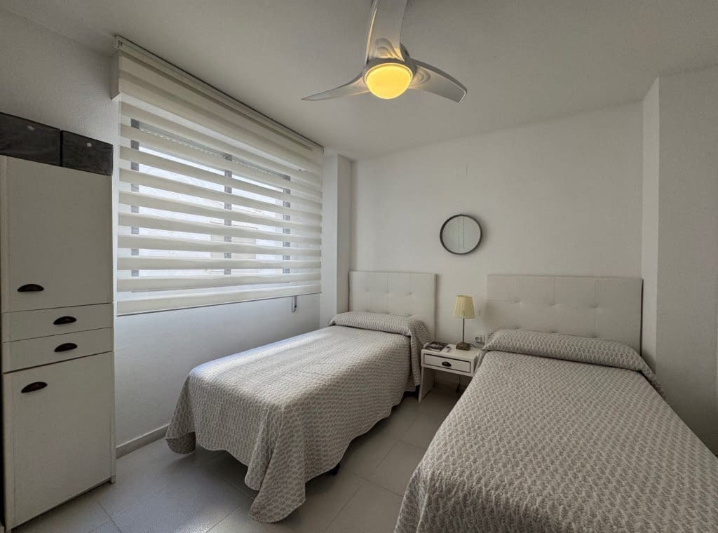 1 Zimmer Apartment zu vermieten in Torrevieja mit Pool Garage - 600 € (Ref: 9180698)