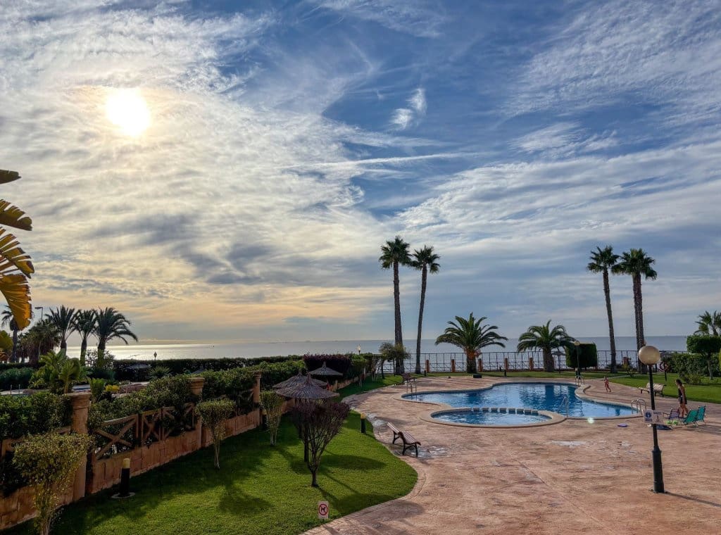 2 makuuhuone Ranta-asunto vuokrattavana paikassa Dehesa de Campoamor mukana uima-altaan - 945 € (Ref: 9186554)