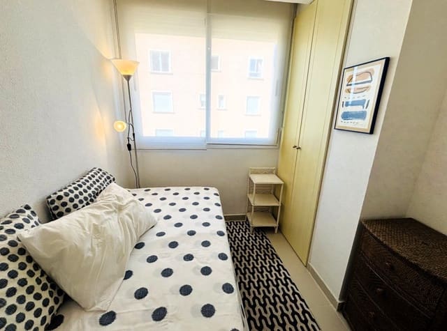 2 makuuhuone Huoneisto vuokrattavana paikassa Puerto Deportivo, Guardamar del Segura mukana uima-altaan - 1 000 € (Ref: 9196322)