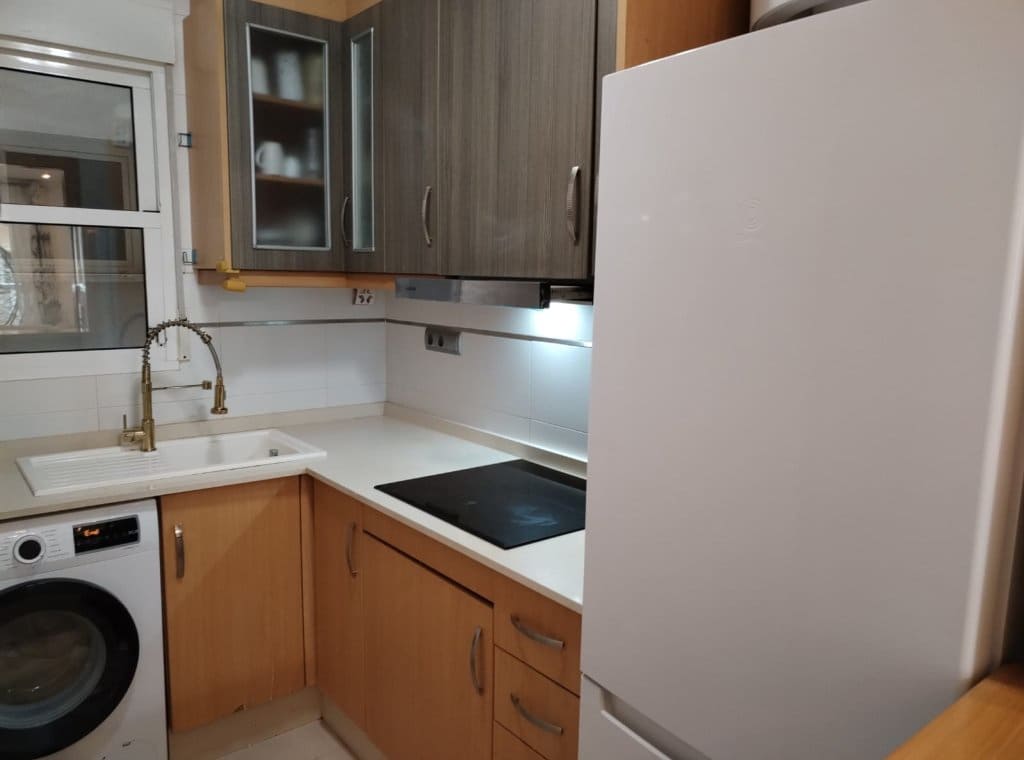 Apartamento de 2 habitaciones en Torrevieja en alquiler - 975 € (Ref: 9196325)