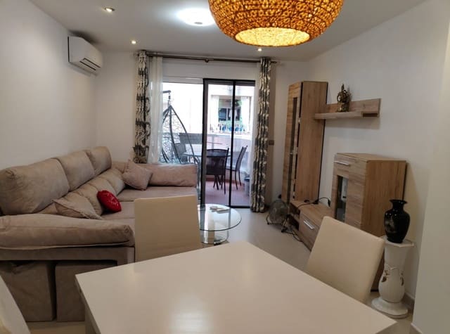 2 soveværelse Lejlighed til leje i Avenida Habaneras - Curva de Palangre, Torrevieja - € 975 (Ref: 9196325)
