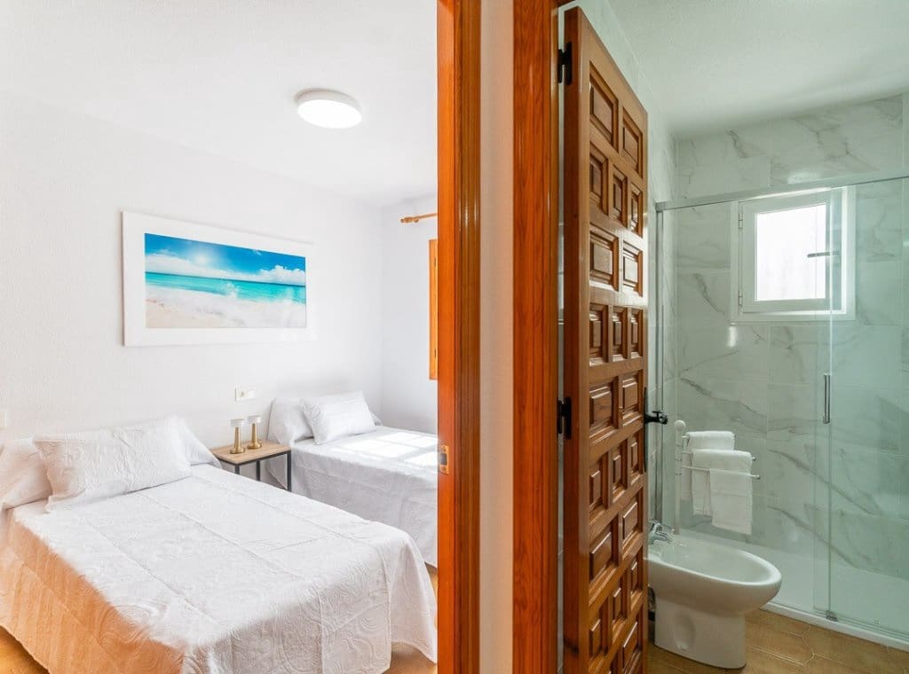 3 soveværelse Villa til leje i Villamartin med swimmingpool - € 1.600 (Ref: 9197382)