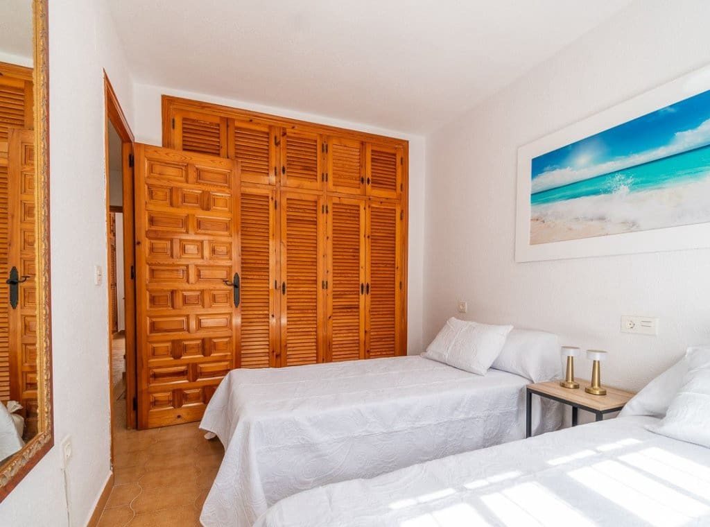 3 soveværelse Villa til leje i Villamartin med swimmingpool - € 1.600 (Ref: 9197382)