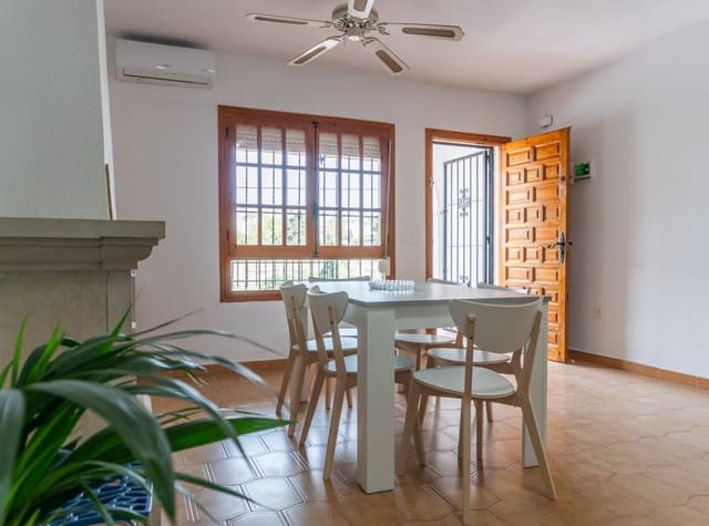 3 sypialnia Willa do wynajęcia w Villamartin, Orihuela z basenem - 1 600 € (Ref: 9197382)