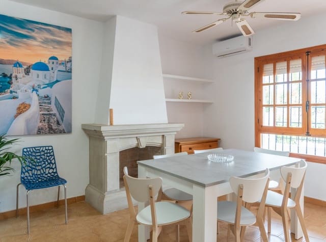 3 sypialnia Willa do wynajęcia w Villamartin, Orihuela z basenem - 1 600 € (Ref: 9197382)