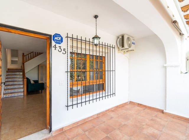 3 sypialnia Willa do wynajęcia w Villamartin, Orihuela z basenem - 1 600 € (Ref: 9197382)