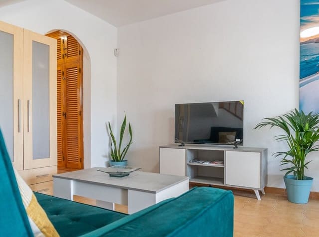 3 sypialnia Willa do wynajęcia w Villamartin, Orihuela z basenem - 1 600 € (Ref: 9197382)