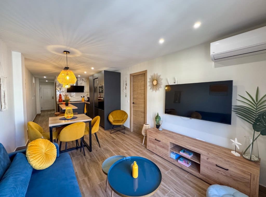 2 soverom Leilighet til leie i Torrevieja - € 875 (Ref: 9200199)