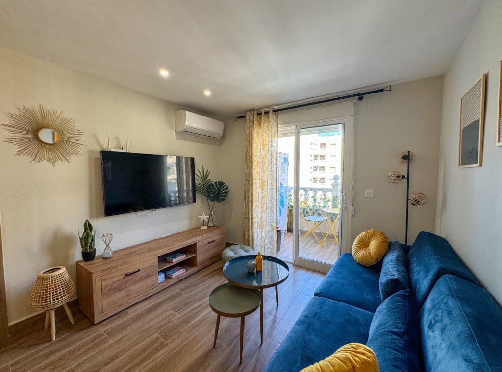 2 soverom Leilighet til leie i Torrevieja - € 875 (Ref: 9200199)