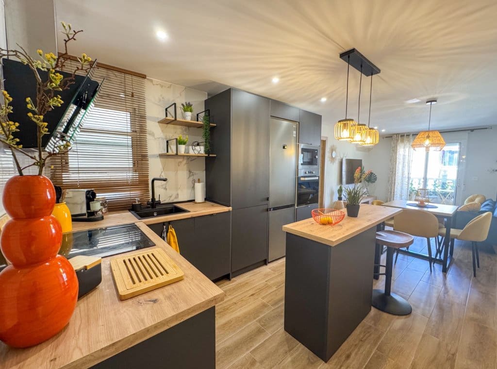 2 soverom Leilighet til leie i Torrevieja - € 875 (Ref: 9200199)