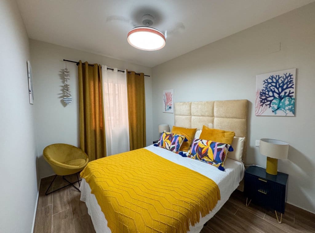 2 soverom Leilighet til leie i Torrevieja - € 875 (Ref: 9200199)