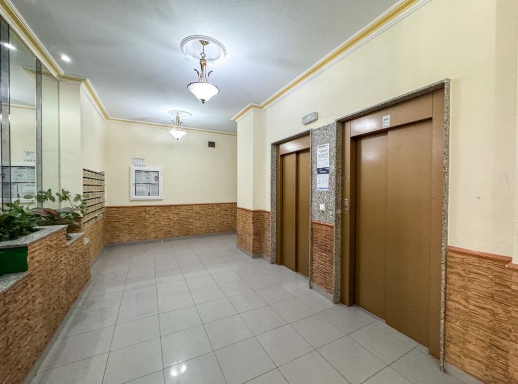 2 soverom Leilighet til leie i Torrevieja - € 875 (Ref: 9200199)