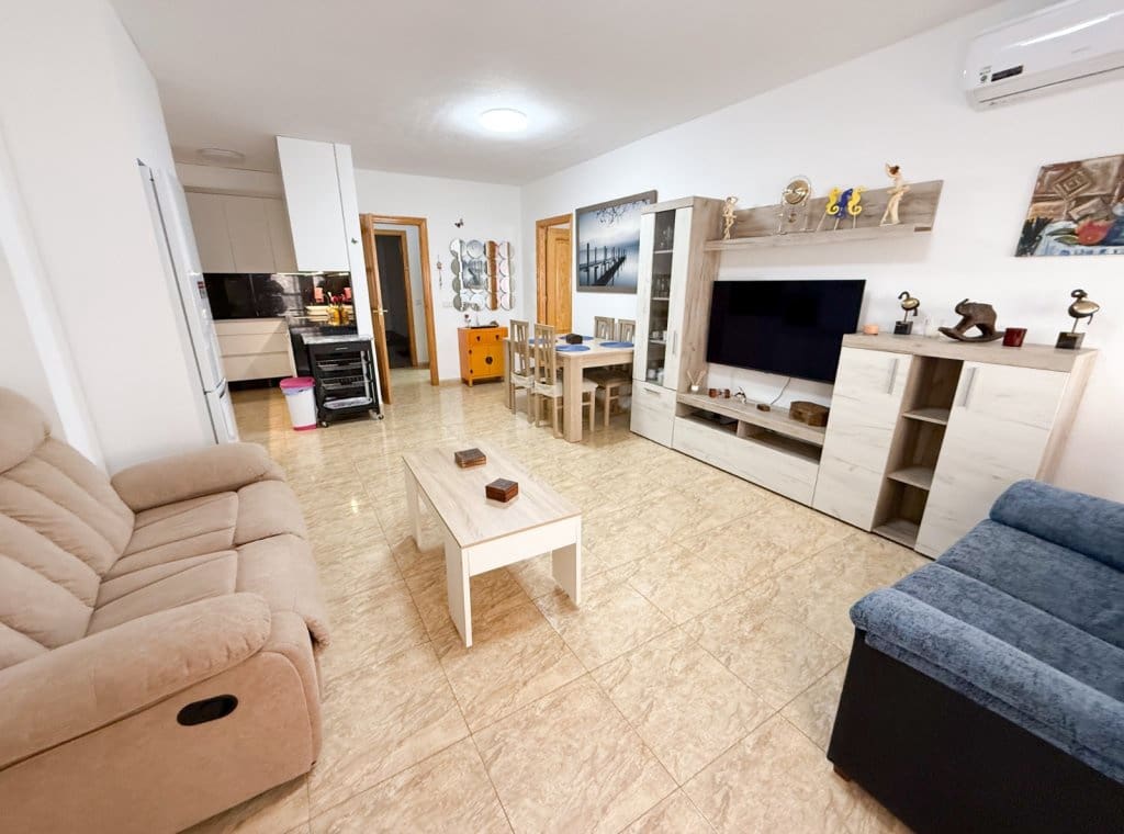 2 makuuhuone Ranta-asunto vuokrattavana paikassa Los Narejos mukana 
autotalli - 600 € (Ref: 9204120)
