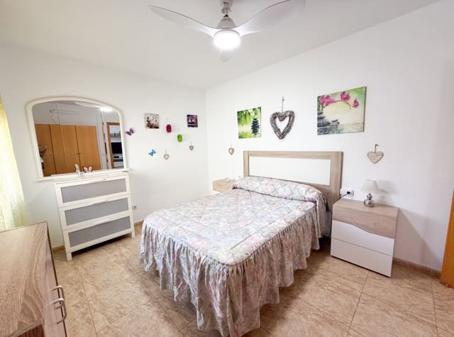 2 makuuhuone Ranta-asunto vuokrattavana paikassa Los Narejos, Los Alcázares mukana 
autotalli - 600 € (Ref: 9204120)
