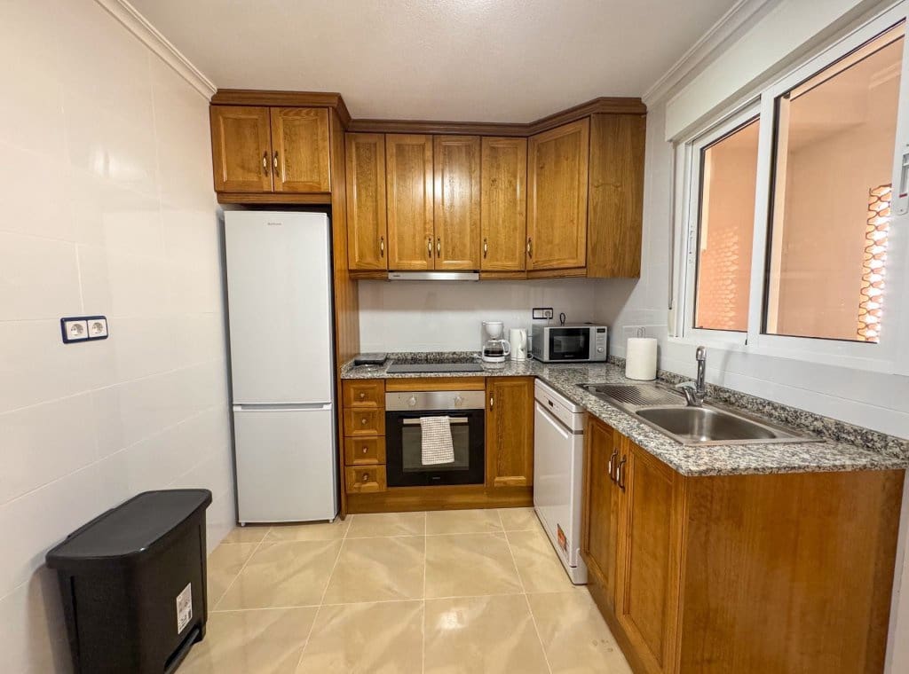 3 soveværelse Lejlighed til leje i San Miguel de Salinas med swimmingpool - € 1.300 (Ref: 9206134)