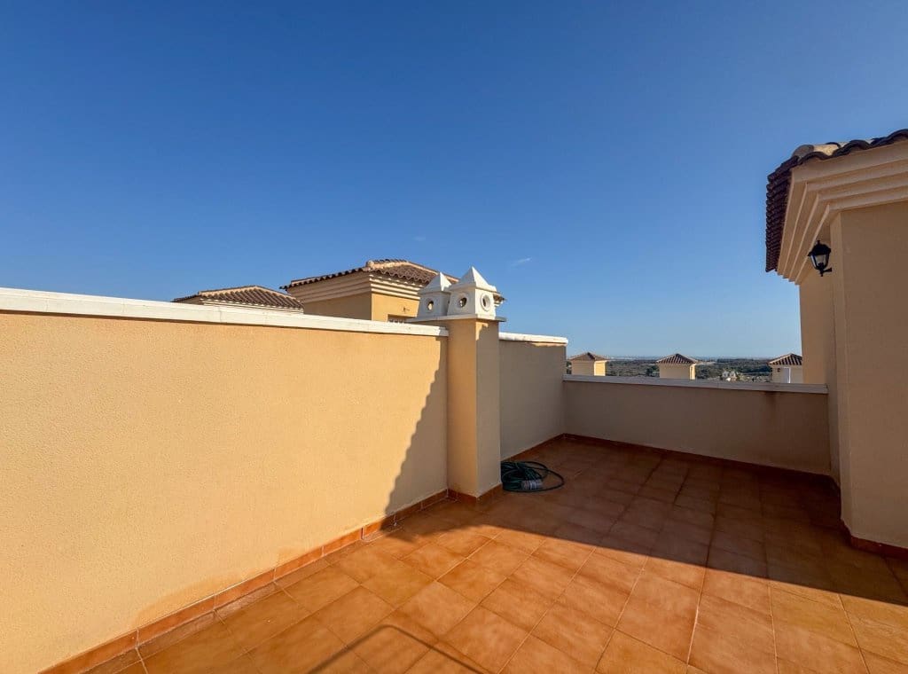 3 soveværelse Lejlighed til leje i San Miguel de Salinas med swimmingpool - € 1.300 (Ref: 9206134)