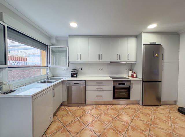 3 soveværelse Bungalow til leje i Gaspar Perelló, Torrevieja - € 600 (Ref: 9209331)