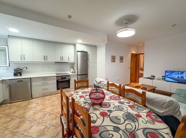 3 soveværelse Bungalow til leje i Gaspar Perelló, Torrevieja - € 600 (Ref: 9209331)