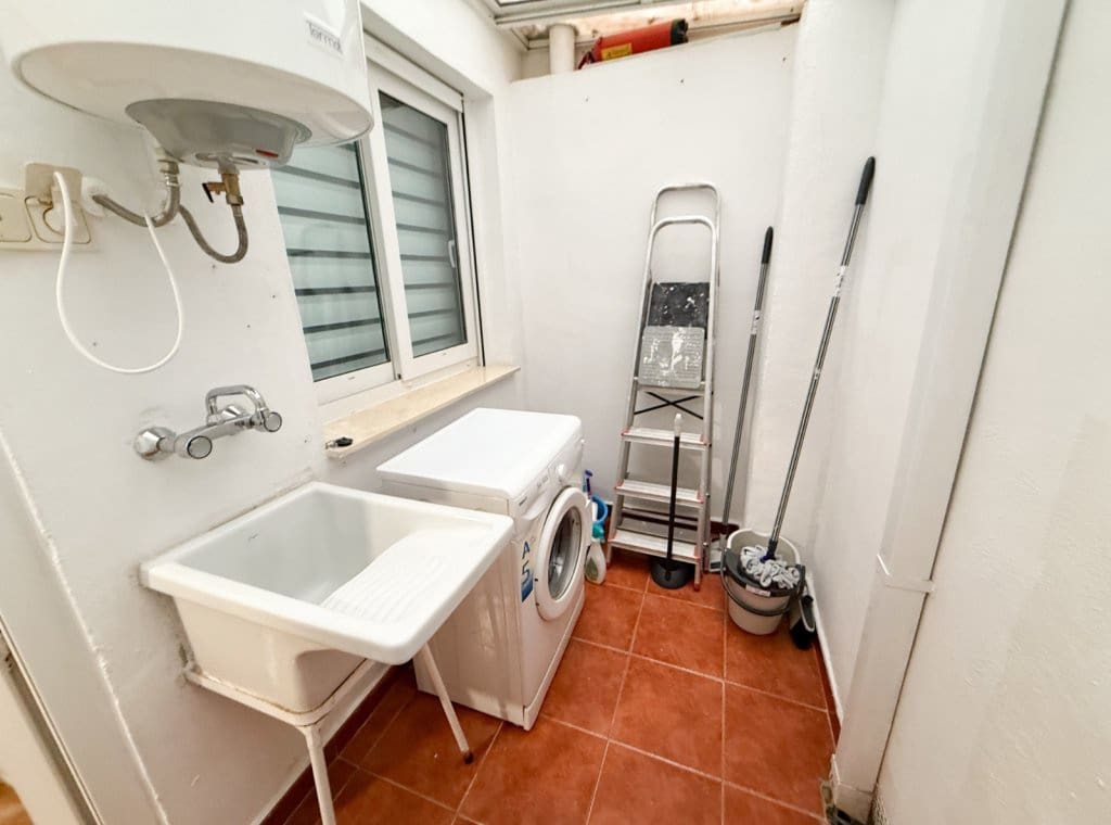 3 soveværelse Lejlighed til leje i Torrevieja med garage - € 1.100 (Ref: 9211692)